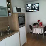 And Hudoletnjak Apartman