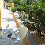 And Hudoletnjak Apartament Šilo