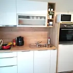 Apartament And Hudoletnjak *