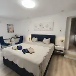 And Hudoletnjak Apartament Šilo