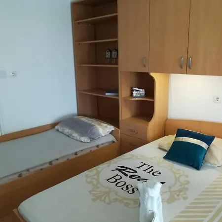 And Hudoletnjak Appartement *